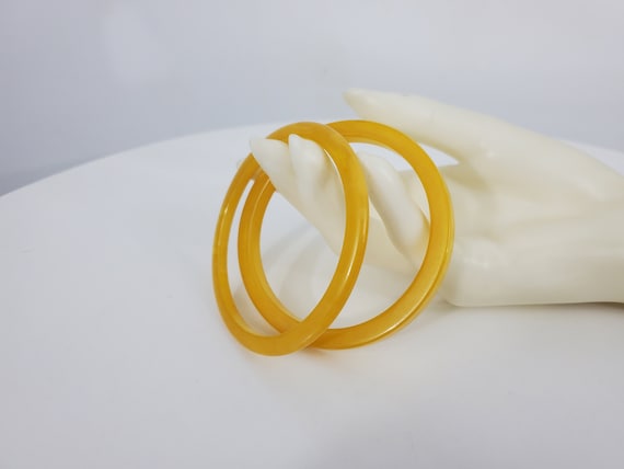 2 Pineapple Bakelite Spacer Bangles - Transparent… - image 1