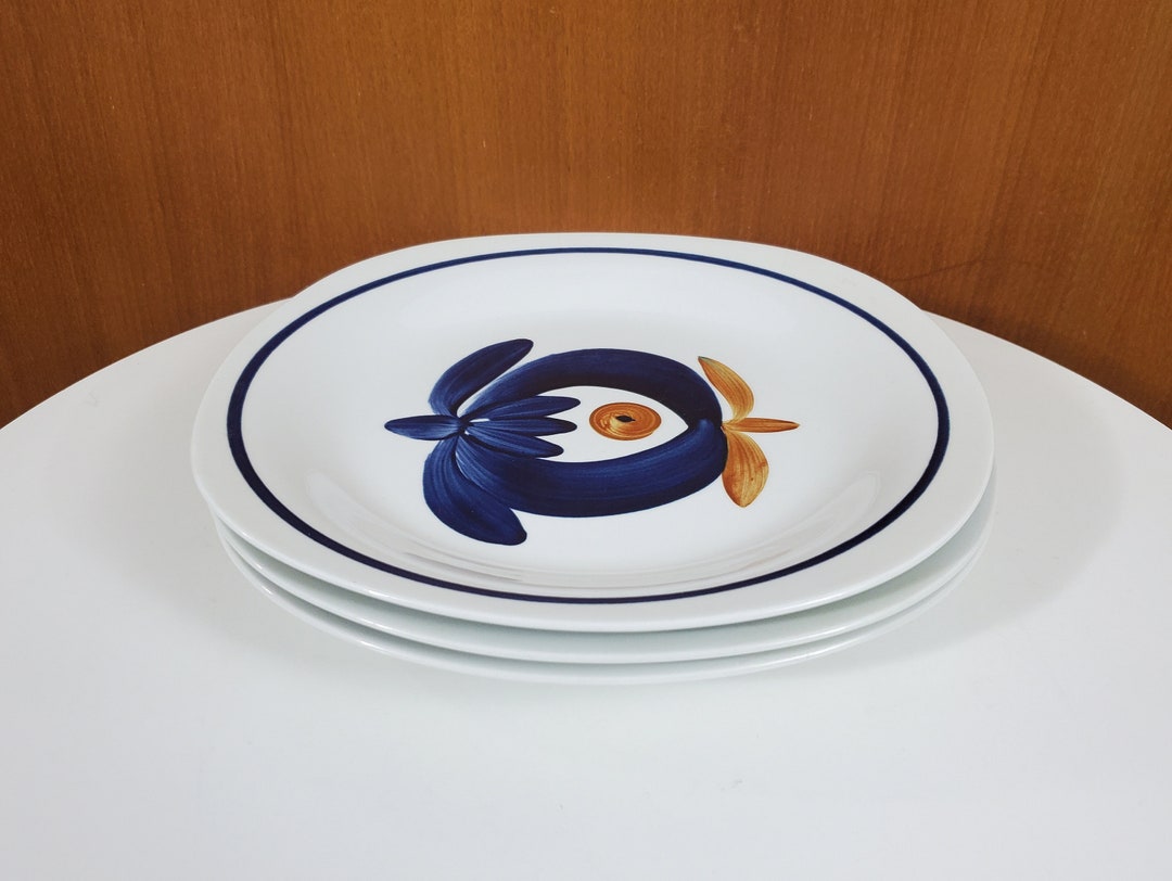 Set Of 3 R rstrand polka Dinner Plates Hertha Bengtsson Hand set-of-3-r-rstrand-polka-dinner-plates-hertha-bengtsson-hand
