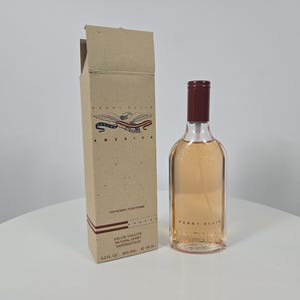 Perry Ellis America Perfume for Women with Original Box - 5 Fluid Ounces (150 ml)