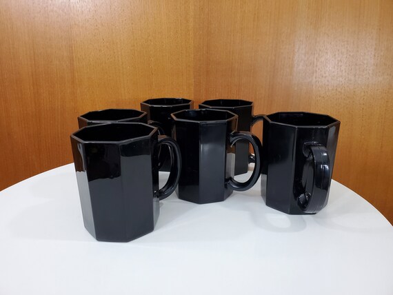 Black glass coffee mugs deals