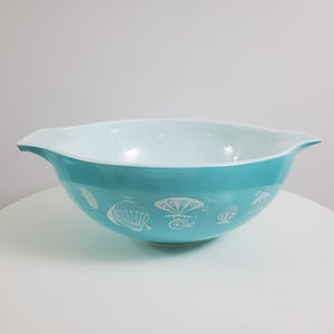 Pyrex Hot Air Balloon 4 Quart Mixing Bowl - 444 - Turquoise - Excellent Condition