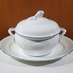 Louisenburg Blau Covered Vegetable Bowl and Matching Platter - Heinrich Germany and Villeroy and Boch - 1980s Blue on White Porcelain