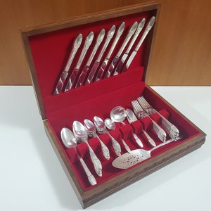 Ménagère métal argenter 139 pieces