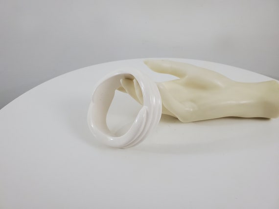 White Lucite Bangle - Geometric - Wavy Bracelet - image 3