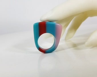 Vintage Laminated Acetate Ring - Turquoise, Coral, Pink - Size 6 3/4 - 70s Mod - Unusual Colors - Statement Ring