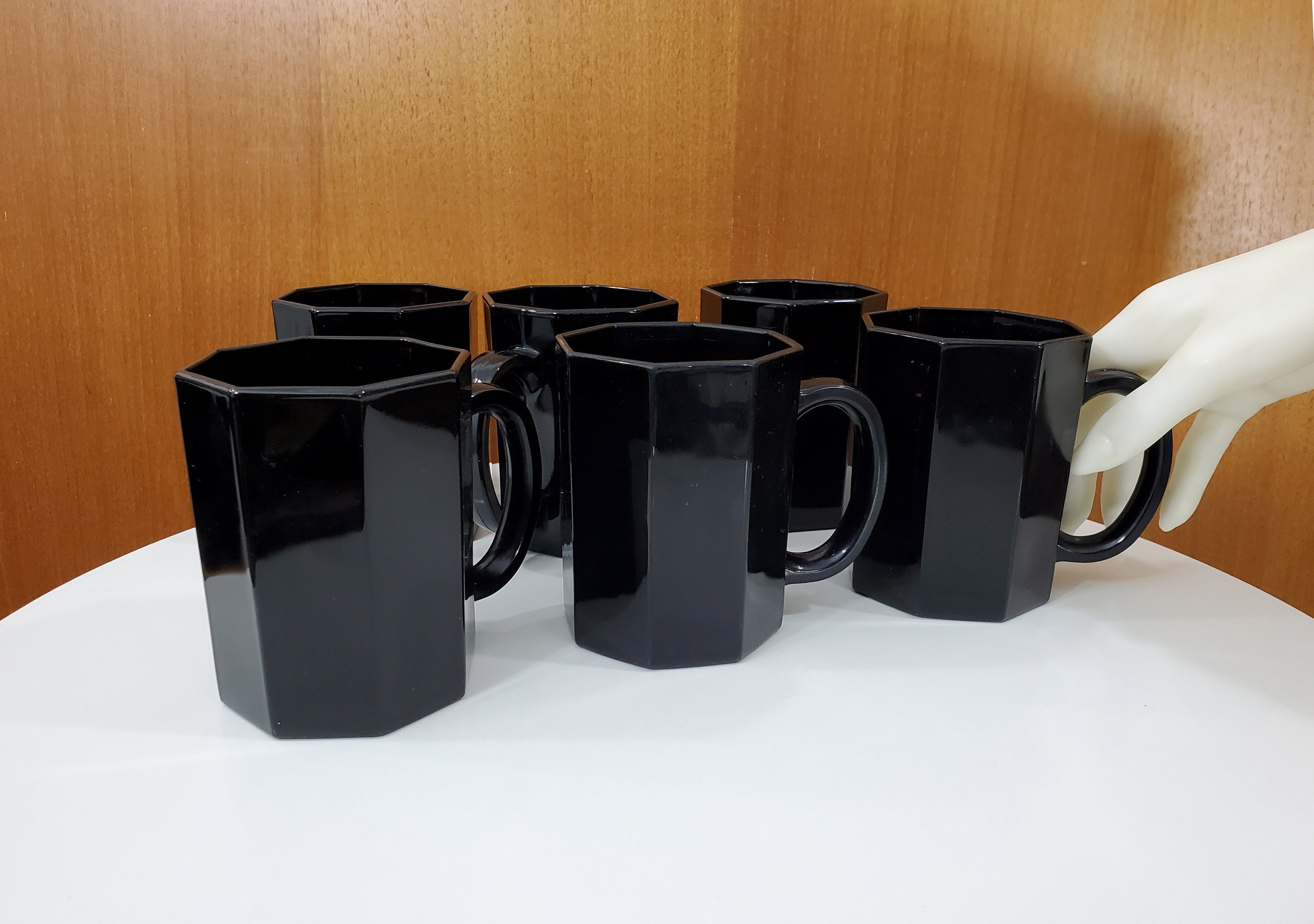 1980s Arcoroc France Octime Black Glass Octagon Coffee Mugs – The House of  Hanover