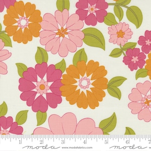 Moda &quot;Flower Power&quot;  fabric by Maureen MeCormick sold by the 1/2 yard 33710 11