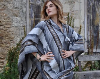 Poncho in alpaca di grandi dimensioni, poncho in lana di alpaca dal look moderno, poncho da donna di grandi dimensioni, ampia scelta di poncho al miglior prezzo,