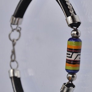 Thin leather bracelet, leather and pearl bracelet, Peruvian bracelet, thin bracelet, bracelet from Peru, leather bracelet, bracelet from Cusco