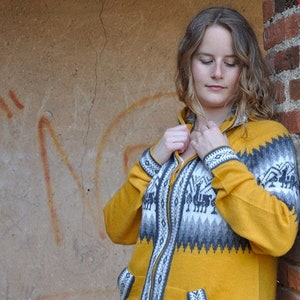 Peruvian cardigan, women&#39;s cardigan, knitted cardigan in alpaca wool, cardigan with hood, white cardigan in natural alpaca wool