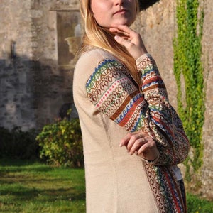 Cardigan Laine Alpaga, Veste Femme élégante, cardigan chic, Veste Moderne, Veste Tendance, Cardigan Jacquard Péruvien, veste tricoté main Fleur de la cannelle