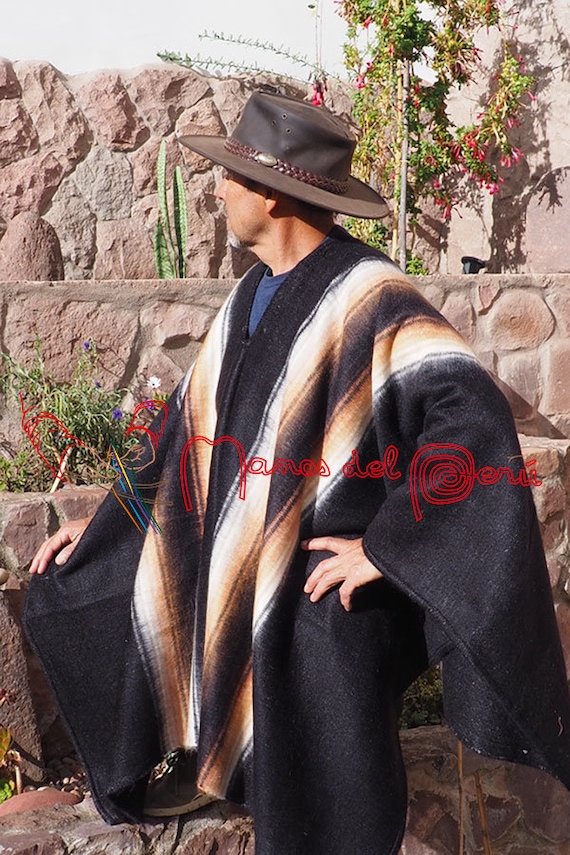 極上のインド産赤ペルーポンチョ、純アルパカウールポンチョ