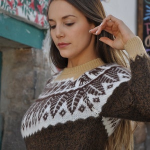 Andino women&#39;s sweater, Women&#39;s sweater, Hand knitted sweater, Peruvian alpaca wool sweater, Peruvian sweater, unique model sweater, round neck sweater,