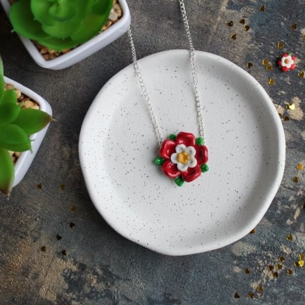 tudor rose tie
