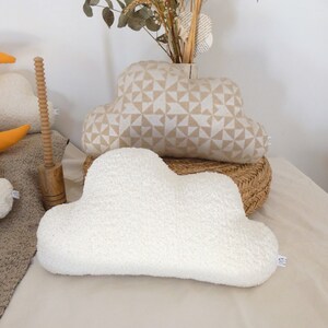 Coussin nuage doux, bouclettes, couleur blanc écru, beige, coussin pour chambre enfant en forme de nuage, image 5