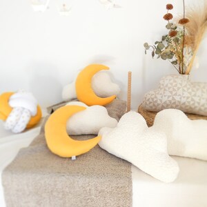 Coussin nuage doux, bouclettes, couleur blanc écru, beige, coussin pour chambre enfant en forme de nuage, image 4