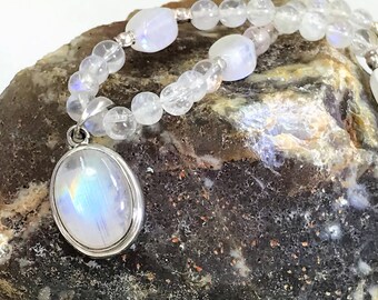 A Beautiful Sterling Silver and Moonstone Pendant on Moonstone Bead necklace