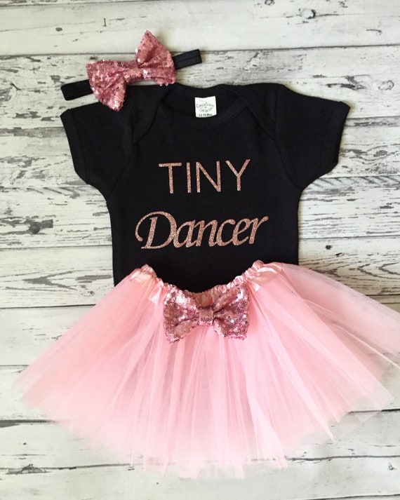 tutu baby shower outfit