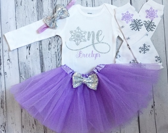 Personalized Winter Onederland 1st Birthday bodysuit & Tutu 1st Birthday Bodysuit Lavender 1st Birthday Bodysuit lavender and silver Frozen