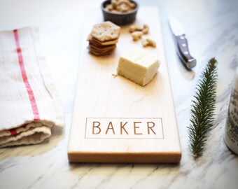 Engraved Maple Cheese Board: Personalized Family Name Cutting Board
