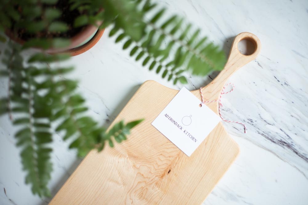 Planche à Découper Classique en Bois d'érable avec Poignée, Planche de Service Tout Naturel, Charcut