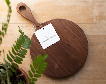 Round Wood Serving Board with Handle: Organic Maple, Cherry, or Walnut