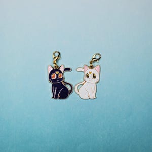 Luna & Artemis / Sailor Moon Cat Badge Reel Charm · Lanyard Charm · Keychain Accessory