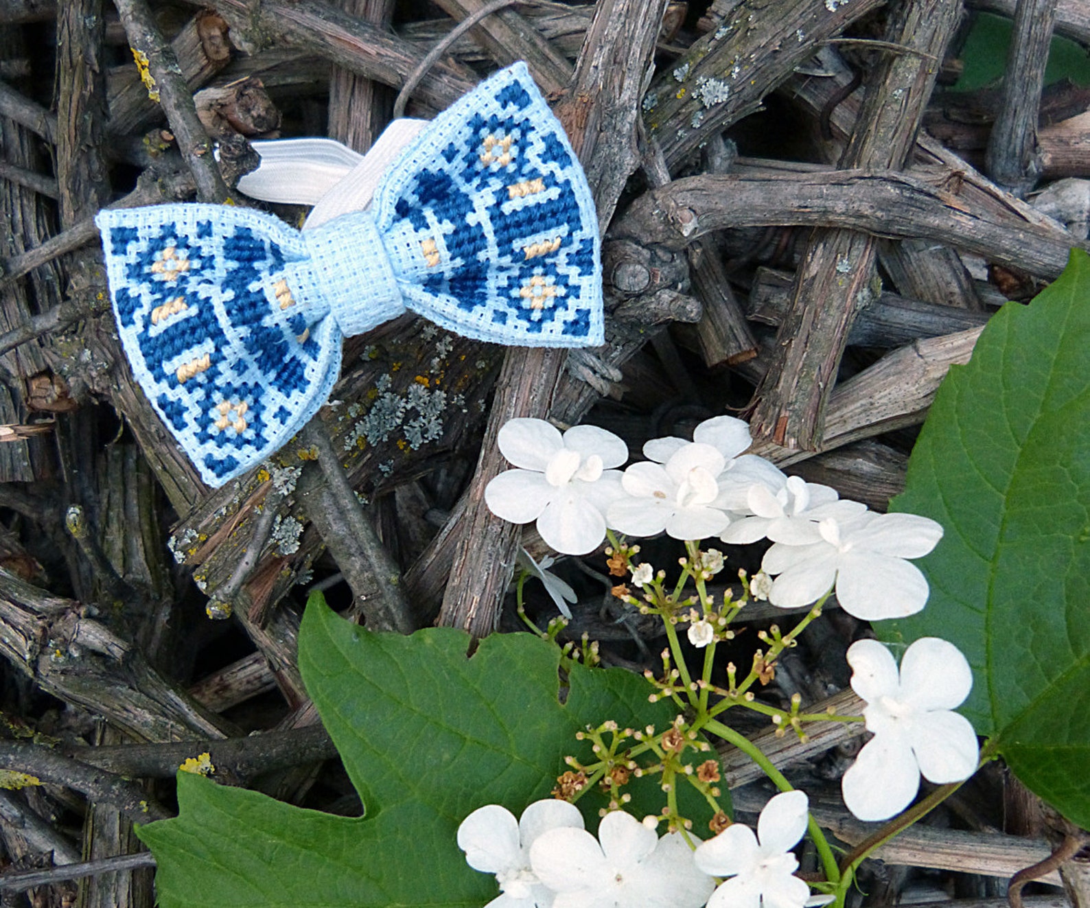 ukrainian embroidered ties