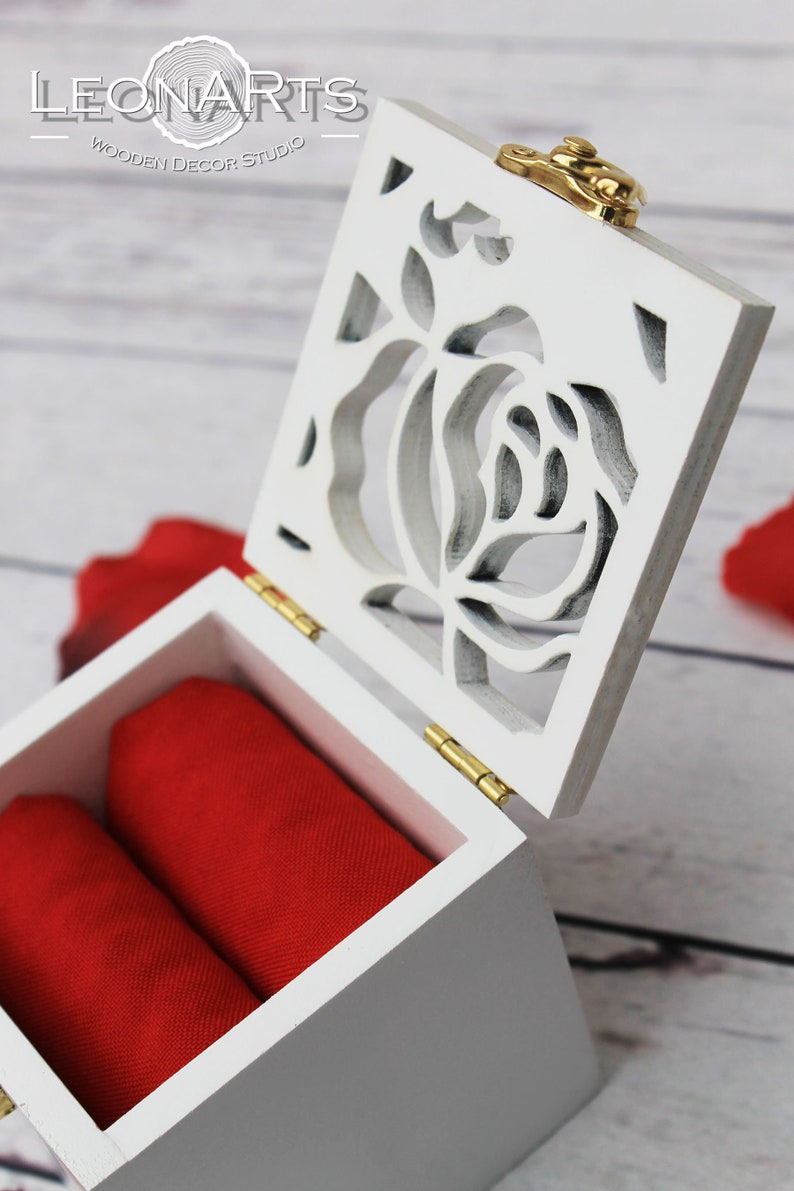 ring keepsake box