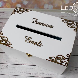 Caixa de cartão de casamento personalizada - Cofrinho de casamento com nomes - Porta-dinheiro personalizado para cartões de casamento - Presente - Cofrinho branco com compartimento para cartões