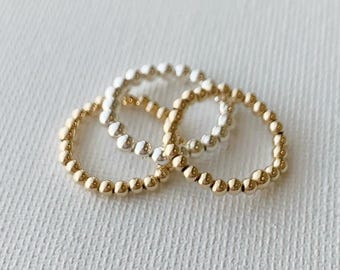 Anillo de cuentas relleno de oro de 14 k UN anillo elástico de cuentas de oro Anillo de protección de cuentas de oro Anillo apilable de 2,5 mm o 3 mm Anillo midi de cuentas relleno de oro de 14 k