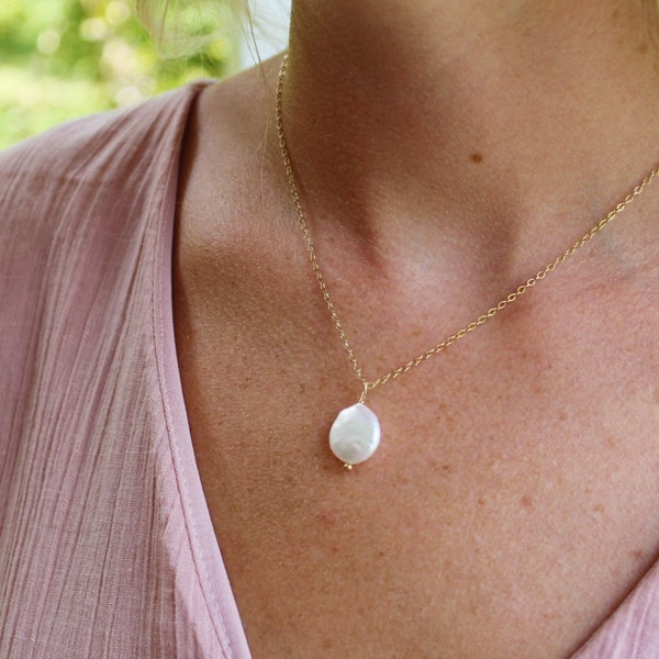 Pearl Coin Necklace main image 0