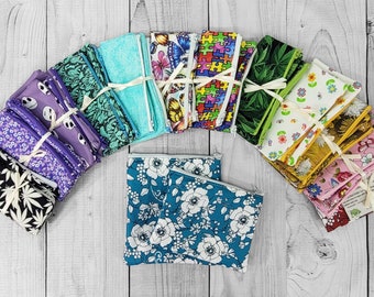 Reusable Sandwich and Snack Bag Set many fabric choices, Stash Bag, Makeup Bag or Toiletry Bag  Washable Zipper Pouch