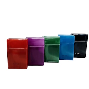 Vintage Plastic Cigarette Case