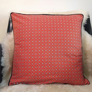 Piped cushion cover geometric patterns Scandinavian style in cotton 40x40 cm