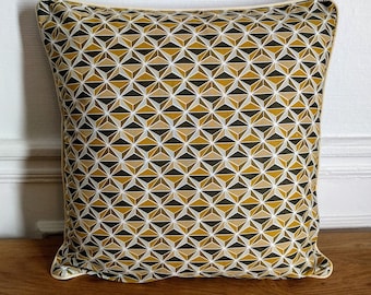 Cotton and velvet piped cushion cover 40x40 cm