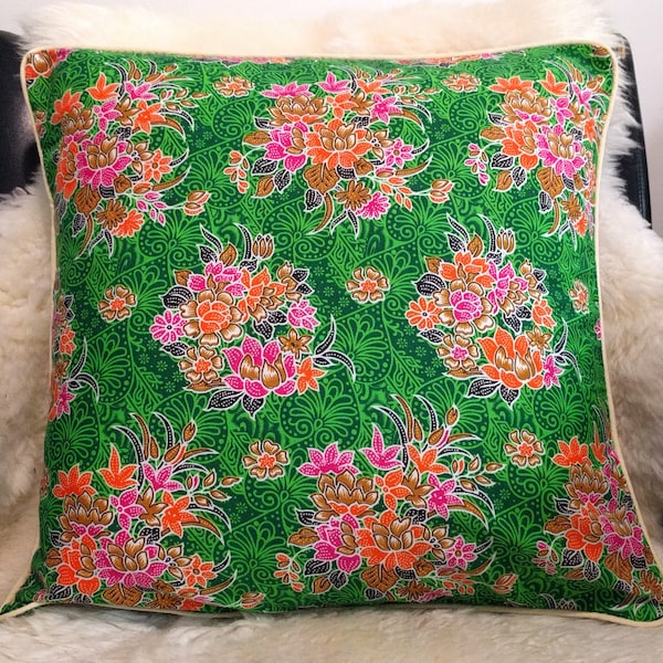 Housse de coussin portefeuille en coton BATIK avec passepoil 40x40 cm