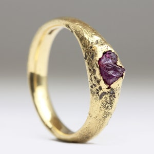 Rough Ruby Ring in Solid 18ct Yellow Gold - Cast in Beach Sand