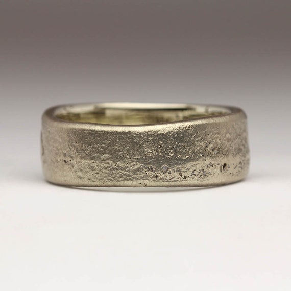 9ct white hotsell gold mens ring