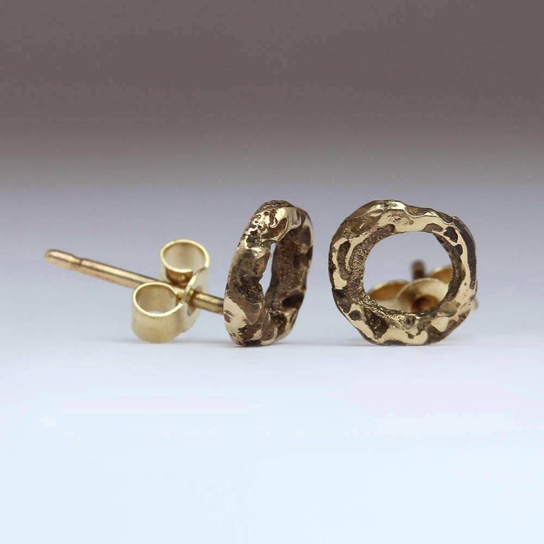 9ct Gold Loop Studs, Small Gold Studs, Rustic Gold Stud Earrings, Dainty Tiny Studs, Handmade Simple Earrings, Sandcast Studs, Use Own Sand zdjęcie 2