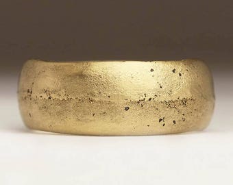 Chunky Solid Gold Mens Ring, Unisex 10mm wide Sandcast Ring, Recycled 9ct Gold, Rustic Sand Texture, Personalizable 9K Ring, Gift for Him