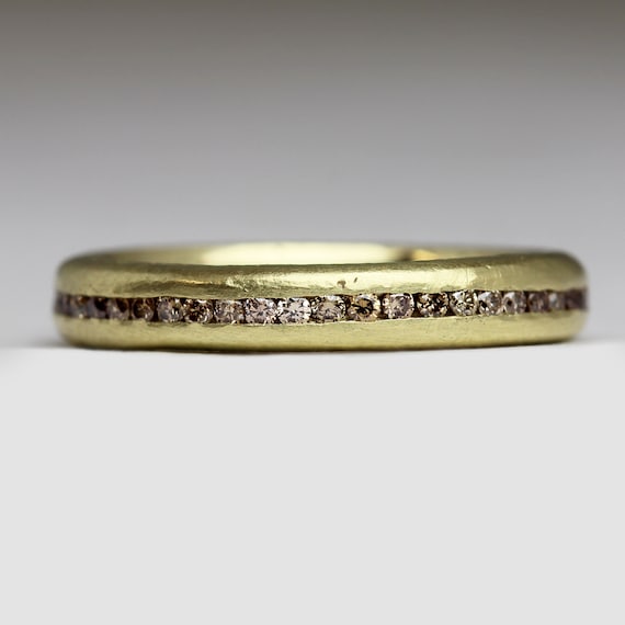 Contemporary outlet eternity rings