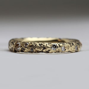 9ct Gold Diamond Scatter Ring - 3mm Sandcast Wedding Band - Cast in Beach Sand - Alternative Eternity Gift for Her - Contemporary Jewellery