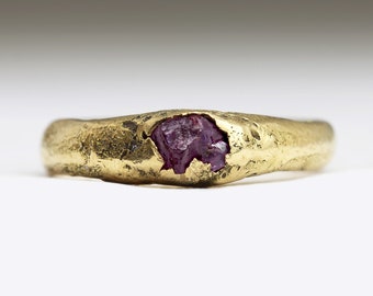 Rough Ruby Ring in Solid 18ct Yellow Gold - Cast in Beach Sand - Raw Ethical Gemstone - Non Traditional Engagement