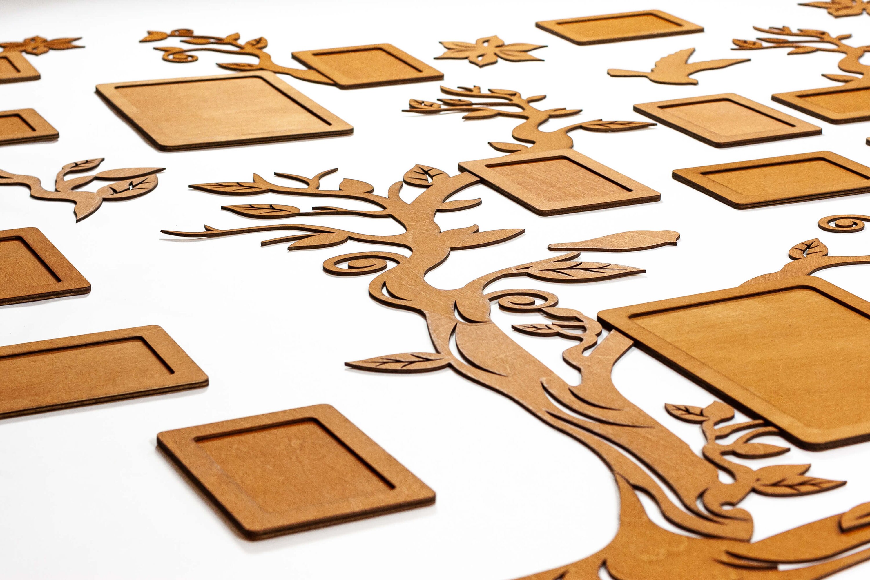 Photo Tree Frame Wooden Family Tree (OAK) With 23 Picture Frames (89x63in / 225x160cm ...