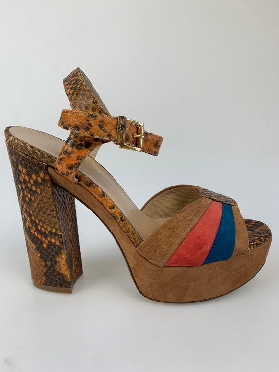 Tapeet by Vicini Brown Suede Heeled sandals Platfo