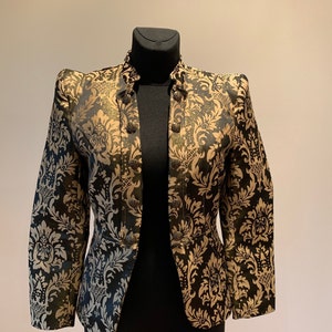 Vintage retro 90s jacket Brocade long no closure jacket Gold colored jacket Extended shoulders Metallic gold and olive green jacket