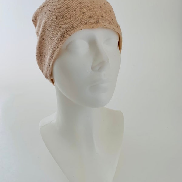 Vintage 1930 style Beanie Light Pastel pink hat Party hat Retro beanie with beads