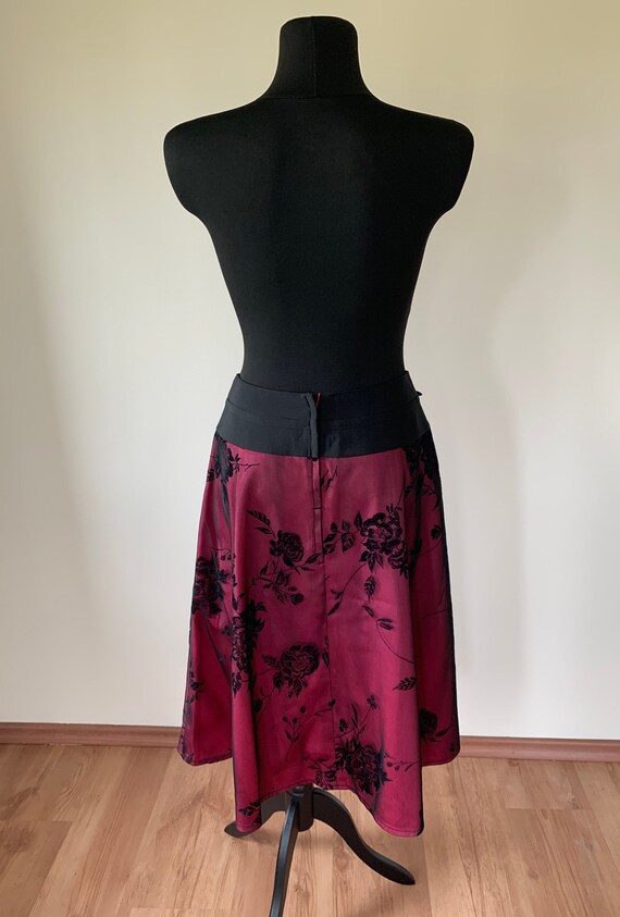 Old Hollywood 1940s Pink and black Floral half ci… - image 10