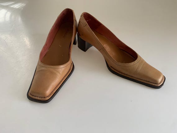 Joe Sanchez Vintage Artisan Handmade Spanish leather Women's Shoes Brown Leather Shoes with a square toe Size US 7 UK 5 EU 38